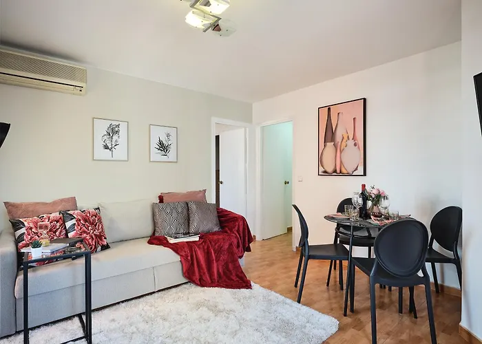 My City Home - Elegante Apartamento En Chamberi